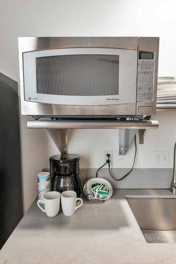 Cajun Stays - Buchanan Lofts - #8 - Downtown ลาฟาแย็ตต์ ภายนอก รูปภาพ