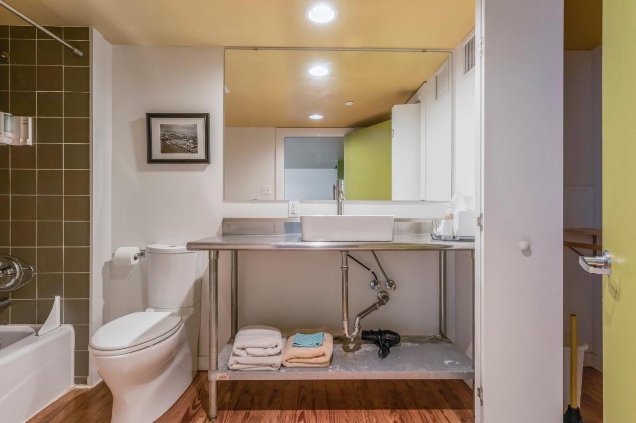 Cajun Stays - Buchanan Lofts - #8 - Downtown ลาฟาแย็ตต์ ภายนอก รูปภาพ
